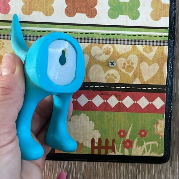 Dog Leash Holder - Picture 3 of 5